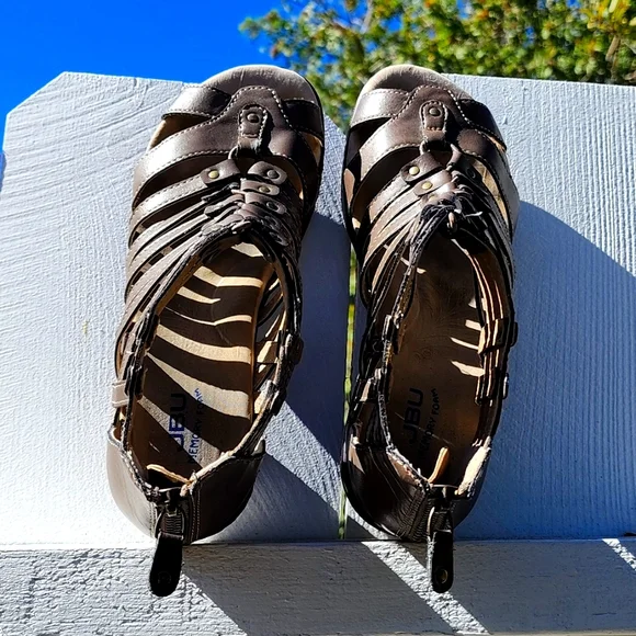 JBU Gladiator Shoes - Picture 3 of 8